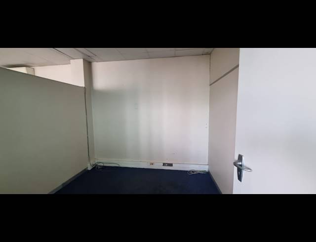 340M² OFFICE TO LET IN KRUGERSDORP CENTRAL